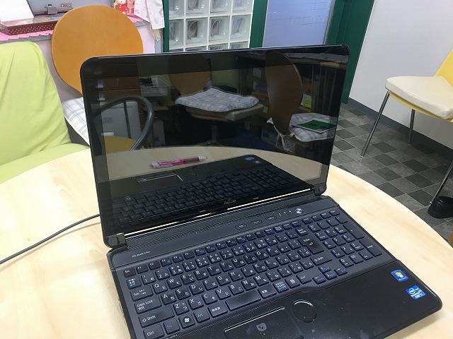 富士通ノートパソコン